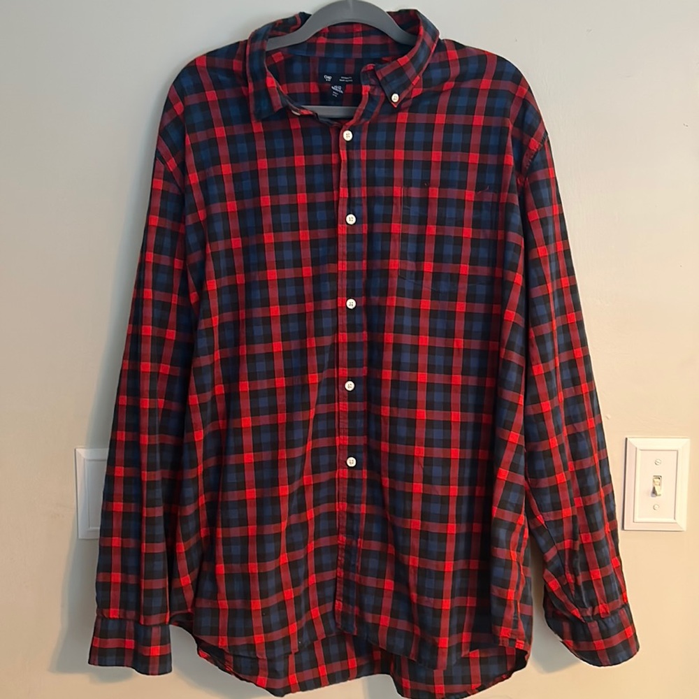 Men’s Gap button down XXL tried on never worn